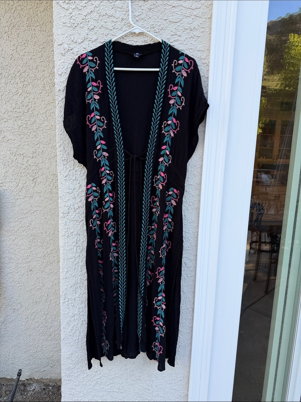 Curations Women's Black Colorful Floral Embroidered Duster Kimono Size L